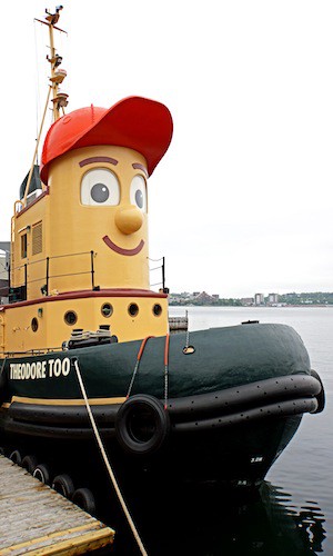 Theodore_Tugboat_at_Murphys_cable_wharf